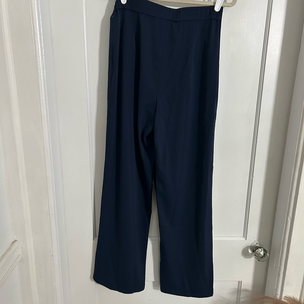 HALARA Elegant Navy Wide-Leg Pants - Picture 7 of 11